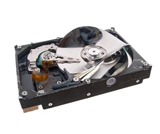Ist die Festplatte kaputt, können Daten nur noch von einem vorher erstellten Back-up neu aufgespielt werden